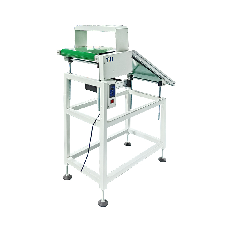 波峰焊下板機(jī)冷卻PCB電路板接駁臺(tái)定制機(jī)器大小永元泰自動(dòng)化SMT設(shè)備生產(chǎn)廠家 波峰焊下板機(jī)冷卻PCB電路板接駁臺(tái)定制機(jī)器大小永元泰自動(dòng)化SMT設(shè)備生產(chǎn)廠家